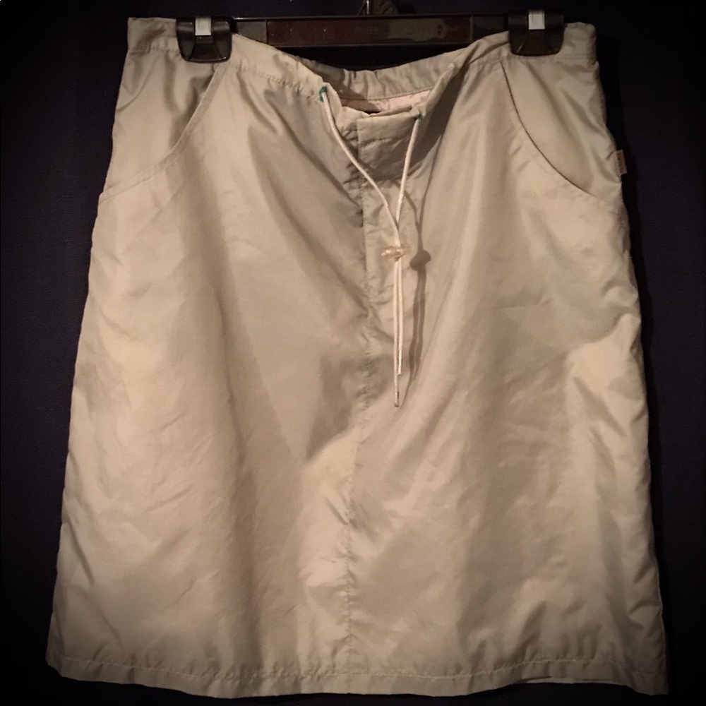 Vintage Tommy Jeans Skirt. Size 13. 100% nylon